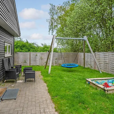 Holiday home 3 Bedroom Cozy In